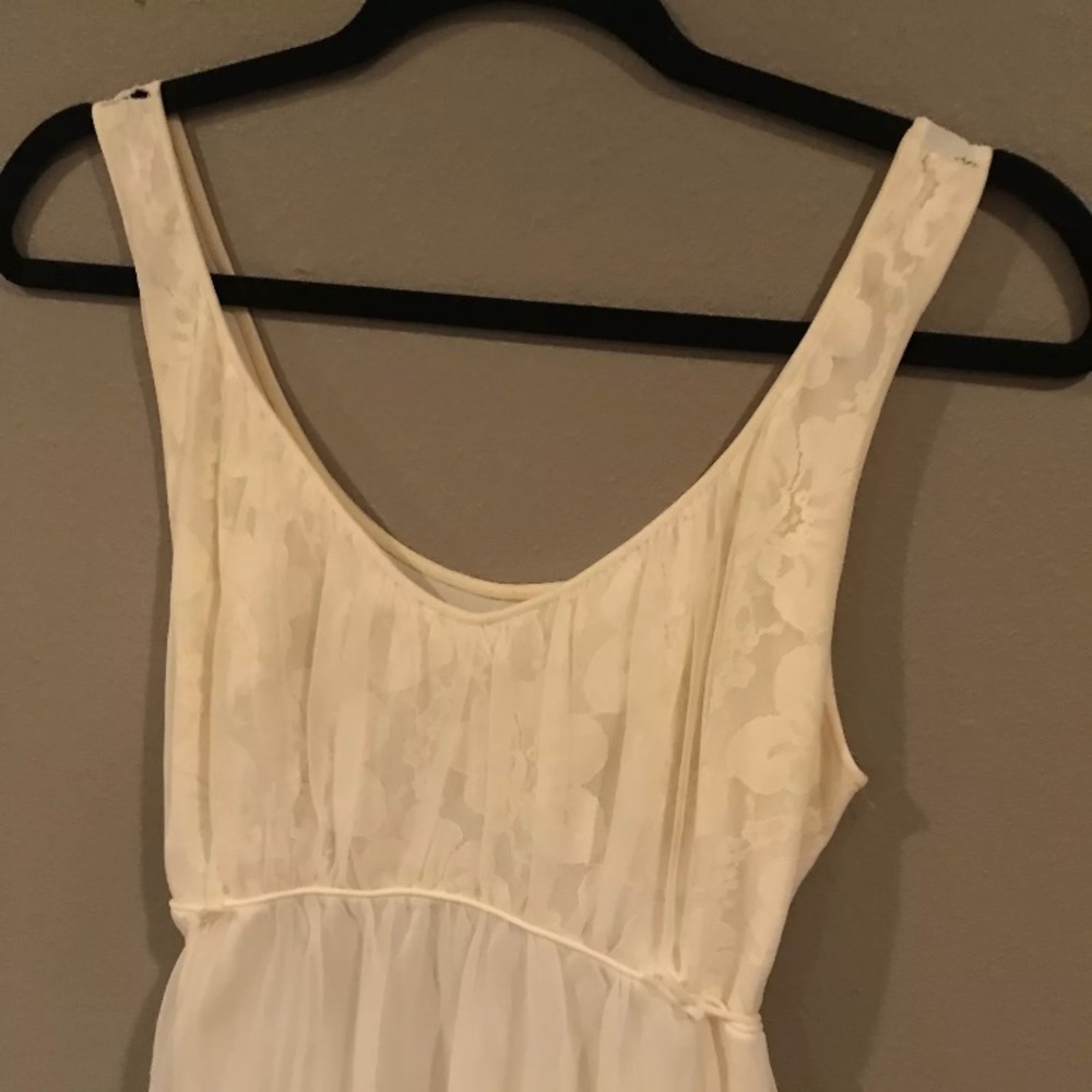 Vintage Miss Elaine Long Nightgown Nylon & Lace - Picture 3 of 5
